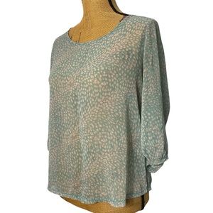 A for Audrey Sage Print Lightweight Sheer Scoop Neckline 3/4 Sleeve Career Top M